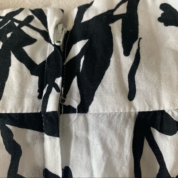 Le Chateau Black & White Cotton Skirt - Picture 5 of 9